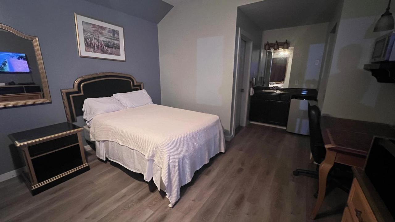 Texas Lodge Kenedy Extérieur photo